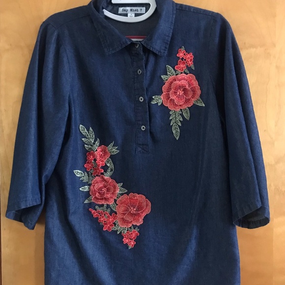 Embroidered Denim Tunic with Floral Design - Picture 2 of 3